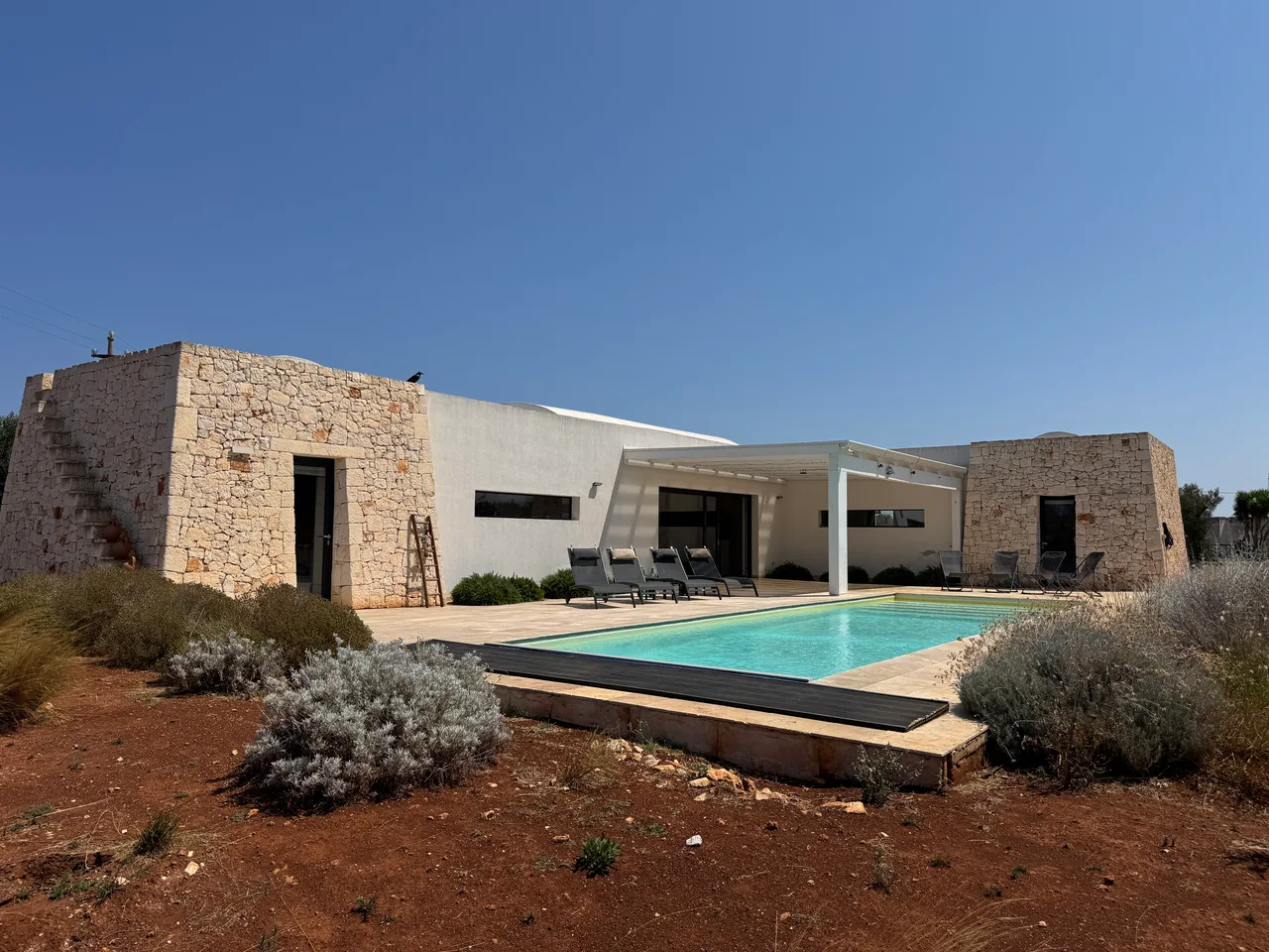 Country houses and villas