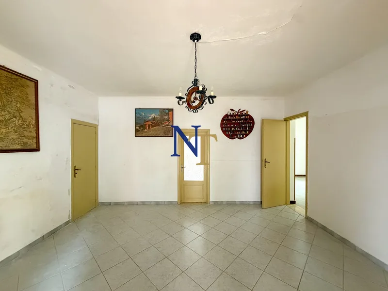 Countryside Property to Renovate with 7,200 sqm of Land for Sale near Ostuni — 6