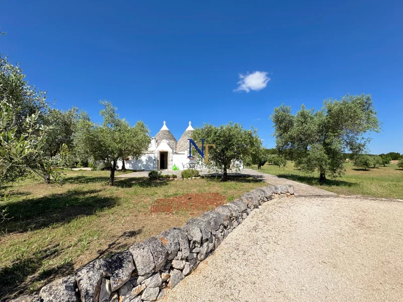 Restored Trullo with Swimming Pool for Sale in the Itria Valley — 7