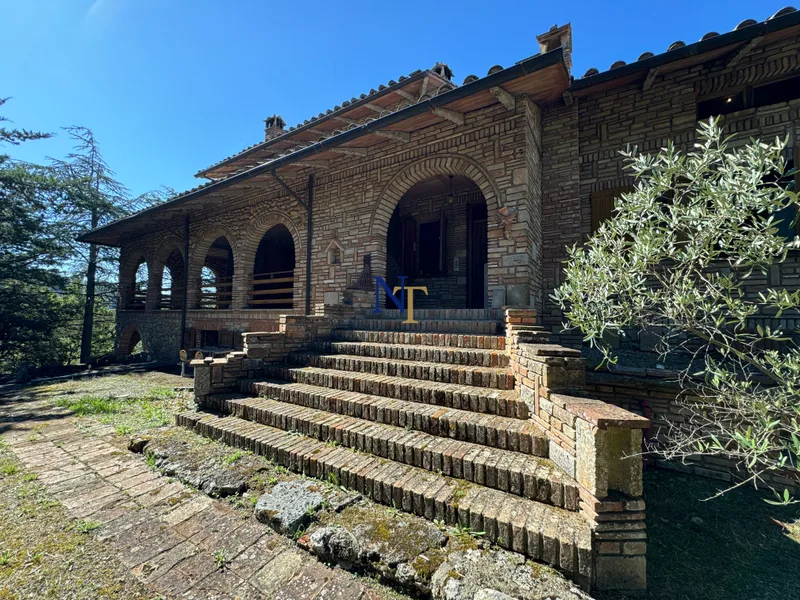 Unique 7-Bedroom Country House with Panoramic Views for Sale in Mount Peglia, Umbria — 5