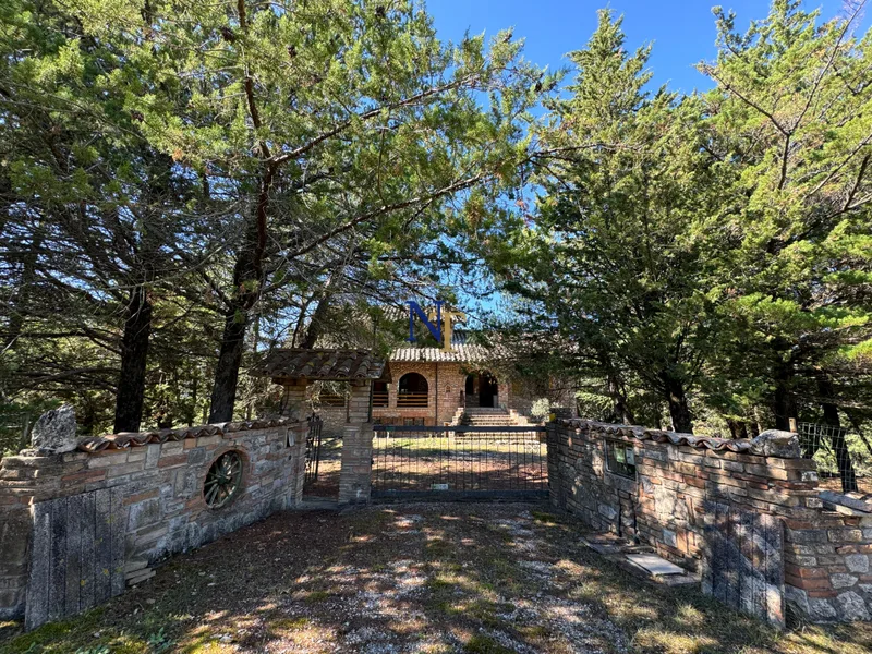 Unique 7-Bedroom Country House with Panoramic Views for Sale in Mount Peglia, Umbria — 3