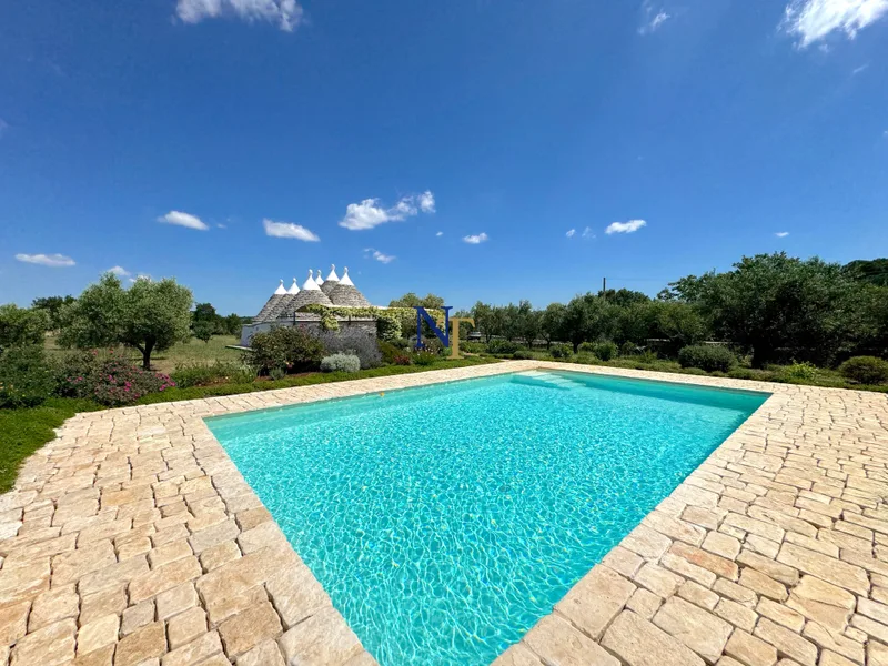 Restored Trullo with Swimming Pool for Sale in the Itria Valley — 4