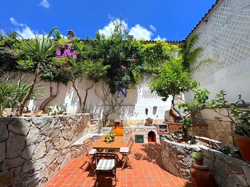 Historic Palazzo with Private Garden and Panoramic Terrace for Sale in Torre Santa Susanna — 6