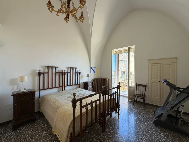 Elegant Townhouse with Garage, Guest House and Panoramic Terrace for Sale in Oria — 6