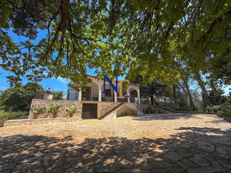 Villa with Trullo, Private Pool and 7,100 sqm of Land for Sale in Ceglie Messapica