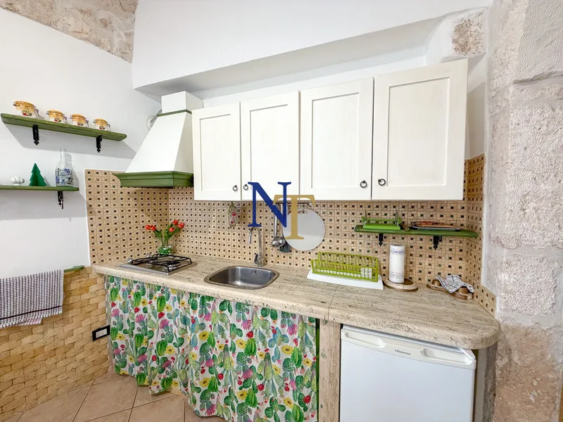 Renovated Townhouse with Panoramic Sea View Terrace for Sale in Ostuni — 7