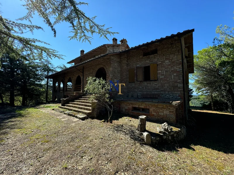 Unique 7-Bedroom Country House with Panoramic Views for Sale in Mount Peglia, Umbria — 6