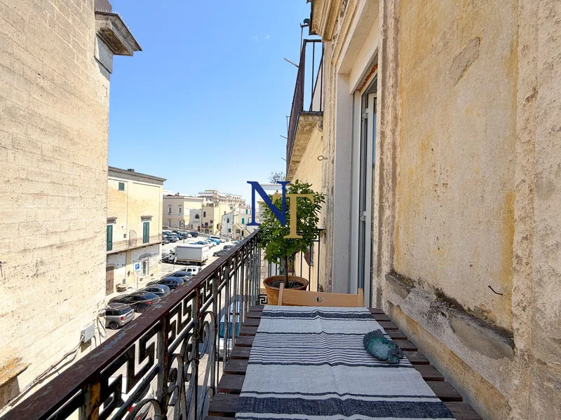 Renovated 2-Bedroom Apartment for Sale near Altamura Historic Centre — 6