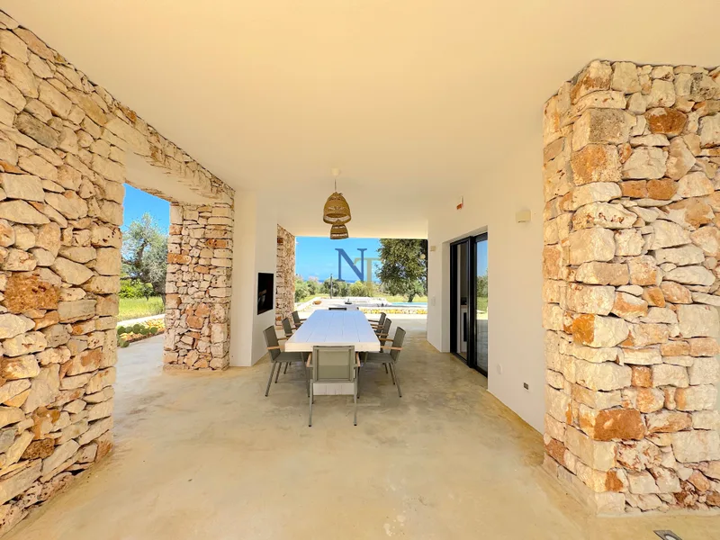 New-Build Villa with Infinity Pool and Sea View for Sale in Carovigno — 5