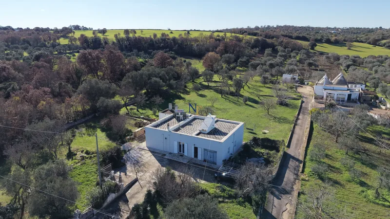 **Villa with Panoramic Terrace and Olive Trees for Sale near Ostuni — 5