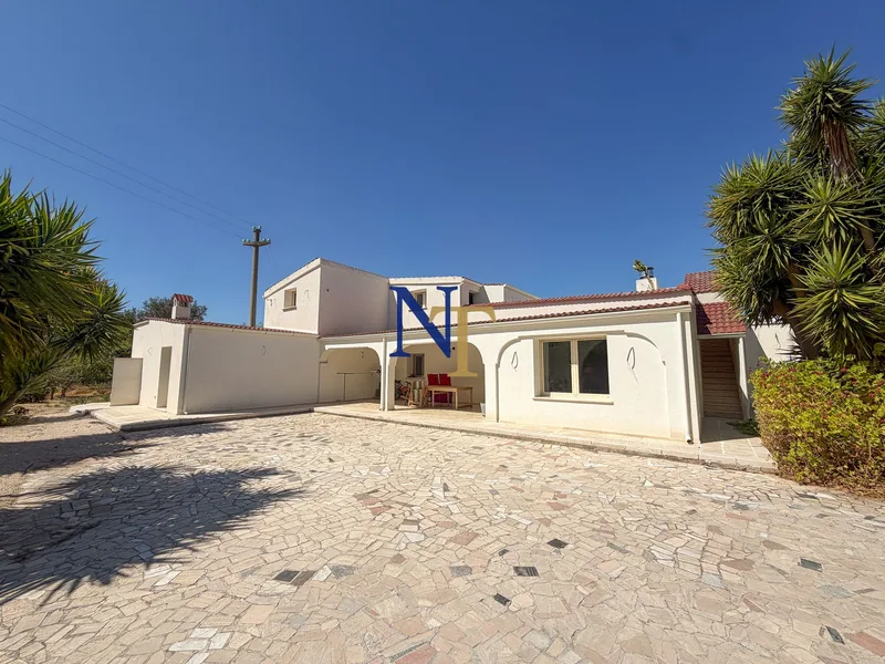 Energy-Efficient Villa with 6 kW Solar System and Smart Home for Sale near Oria — 2