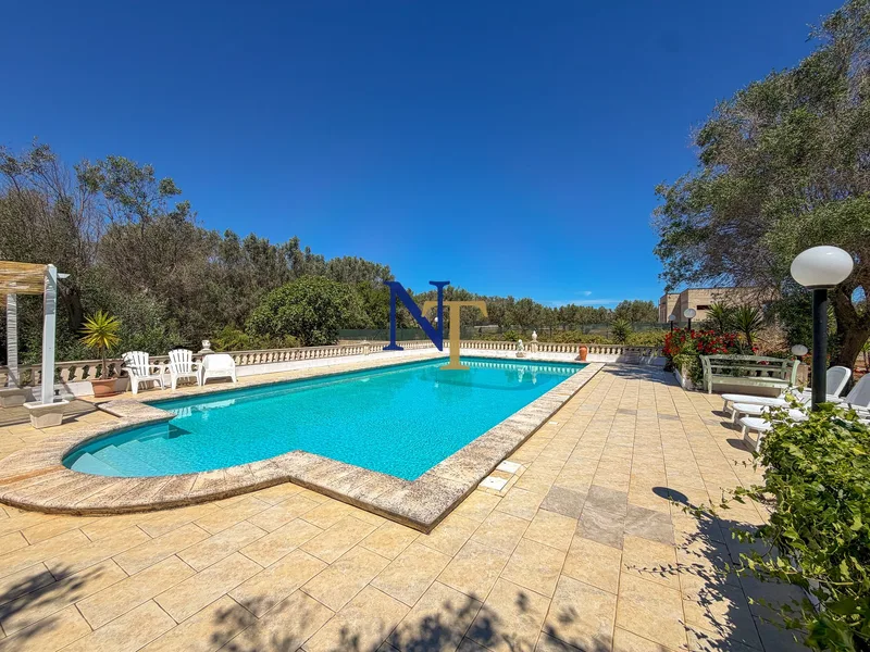 Characterful 3-Bedroom Villa with Private Pool for Sale in Puglia — 2