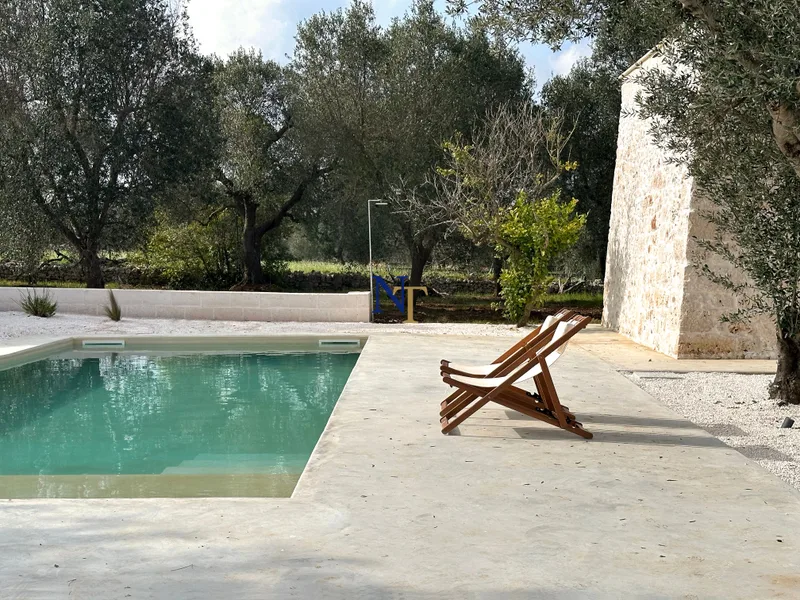 Villa with Restored Trullo and Guest Annex for Sale in Ceglie Messapica — 5