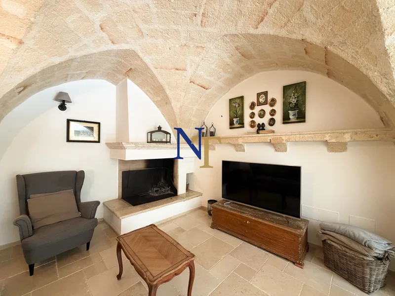 Energy-Efficient Villa with 6 kW Solar System and Smart Home for Sale near Oria — 6